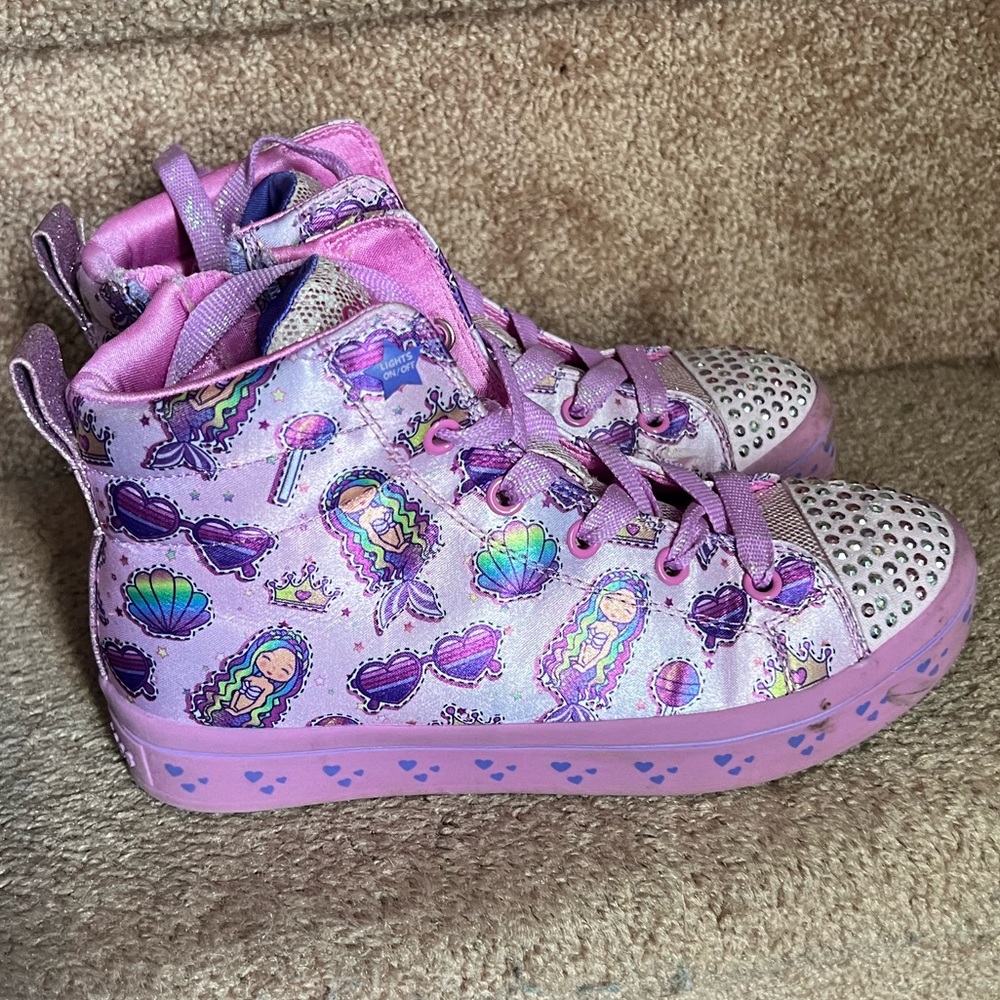 Skechers Girls Size 3 Twinkle Toe Sneakers